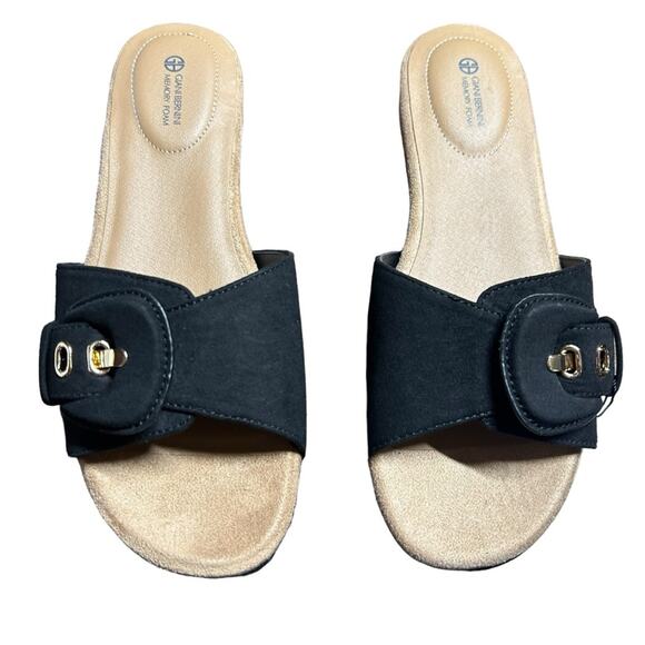 Giani Bernini Ashllyn Memory Foam Wedge Sandals Slip On Buckle Strap  NEW Size 9 - Picture 4 of 11